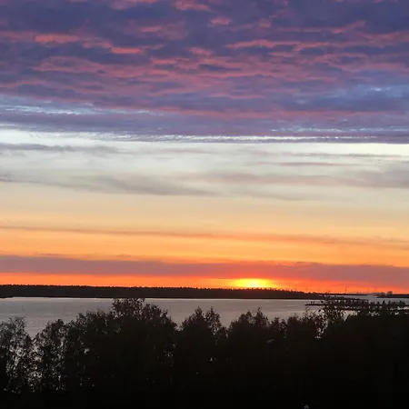 Two Bedroom View To The Sea Glassed Balcony Free Private Parking Appartement *