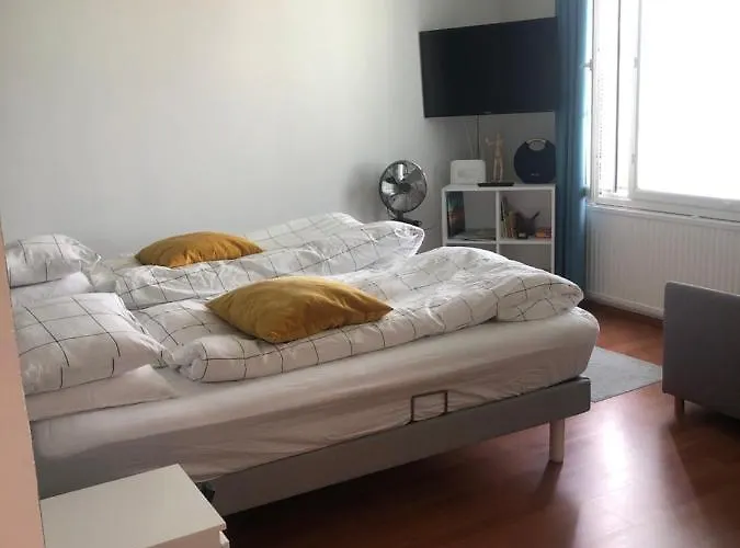 アパート Two Bedroom View To The Sea Glassed Balcony Free Private Parking *