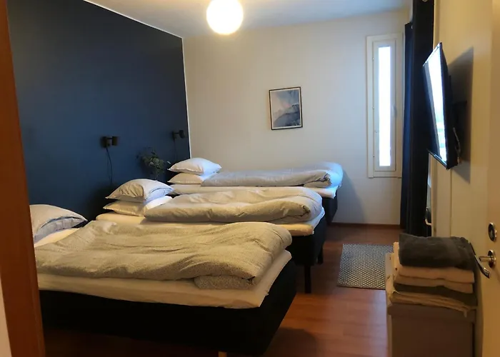 Two Bedroom View To The Sea Glassed Balcony Free Private Parking アパート ケミ