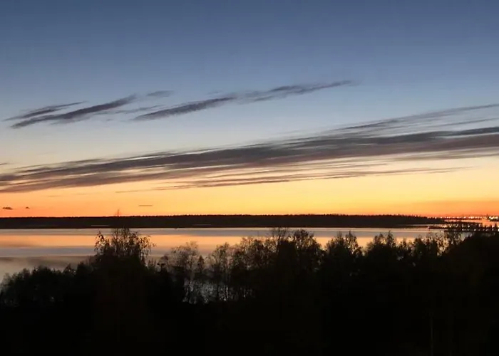 Two Bedroom View To The Sea Glassed Balcony Free Private Parking アパート ケミ